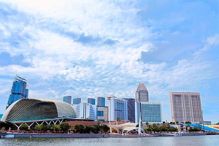 Application of dome LED display in Singapore Marina Theatre