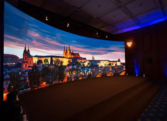 Giant Curved LED Advertising Screen